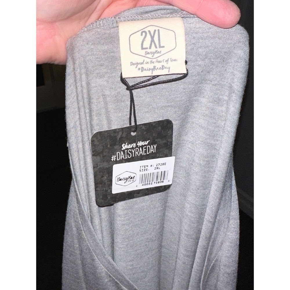 Daisy Rae Halloween grey tee - Picture 5 of 5